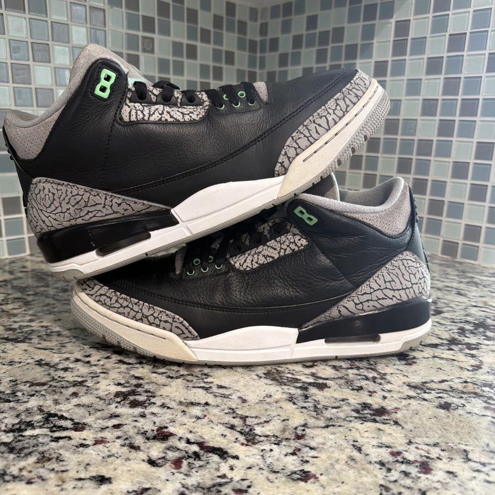 Jordan 3 Retro Green Glow Black Grey CT8532-031 Men's Size US 11-5